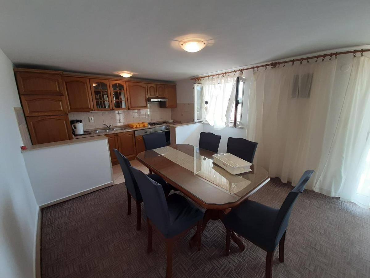 Apartments Diana Vinisce Marina Phòng bức ảnh
